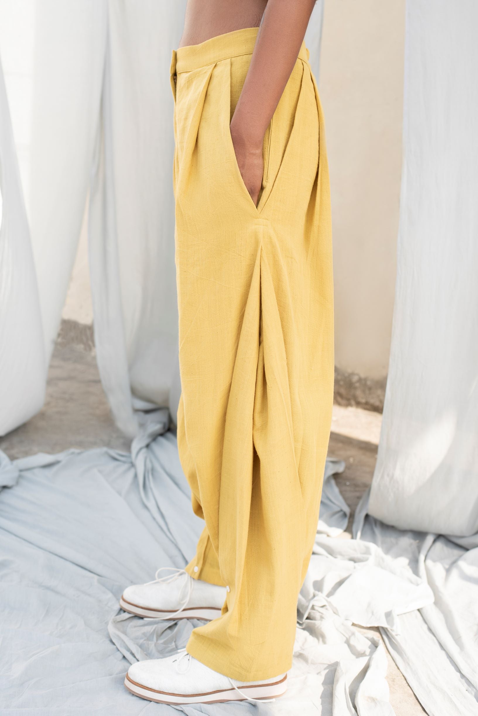 Kirvo Pants-Antar-Agni