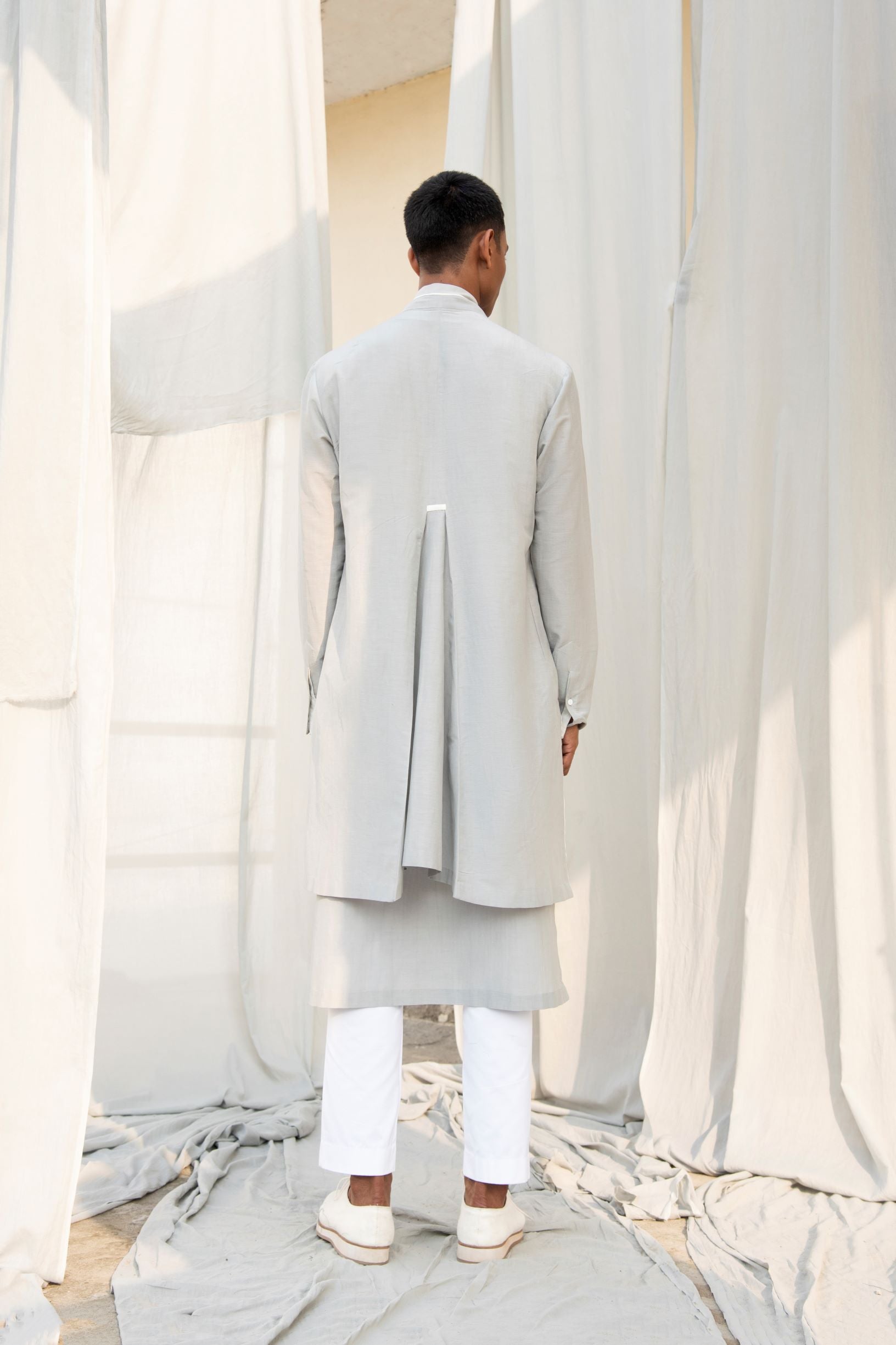 Valley Kurta-Antar-Agni