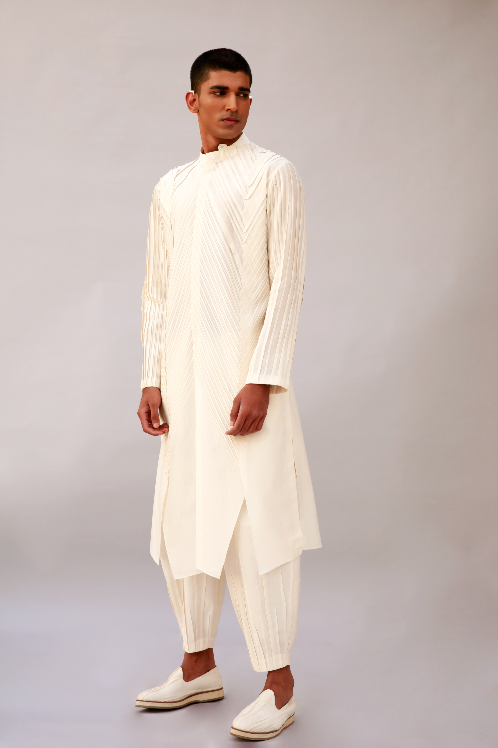 Geometric Kurta-Antar-Agni