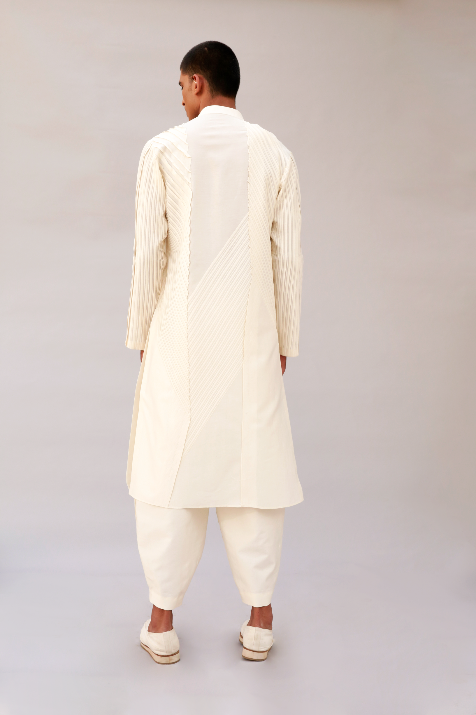 Geometric Kurta-Antar-Agni